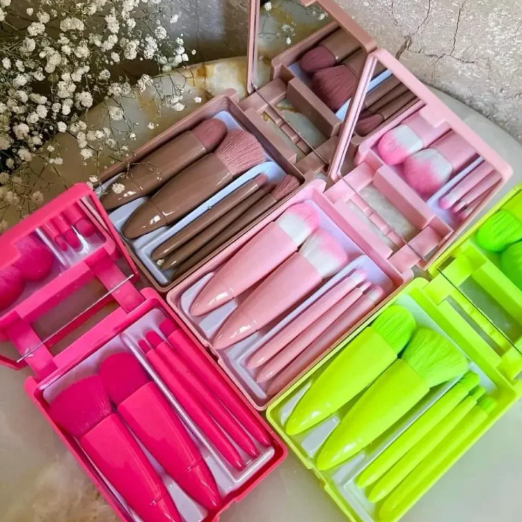 براش پنج عدد به همراه اینه